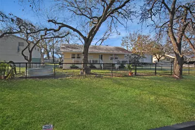 424 E El Camino Real, Weatherford, TX 76087 - Photo 1