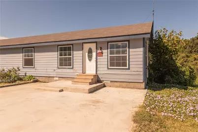 121 Windy Creek Court, Springtown, TX 76082 - Photo 1