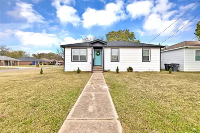 1600 Faulkner Lane, Waco, TX 76704 - Photo 1