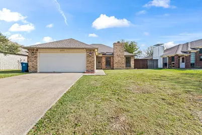 3205 Hillcrest Drive, Rowlett, TX 75088 - Photo 1