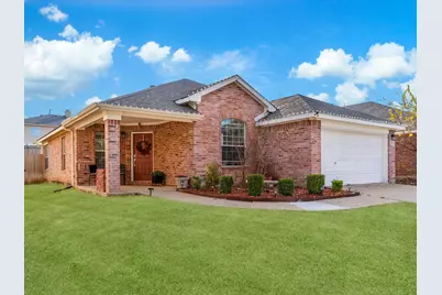 6913 Whitestone Drive, McKinney, TX 75070 - Photo 1