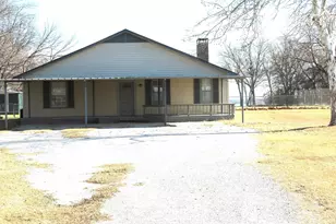 272 Chisam Rd, Valley View, TX 76272 - Photo 2