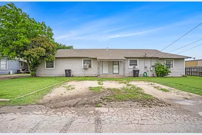 1708 Redwood Drive #1706, Cleburne, TX 76033 - Photo 1