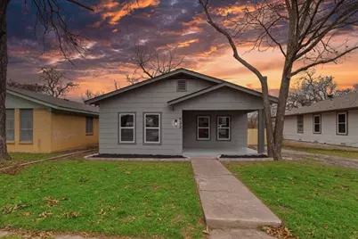 933 E Ramsey Avenue, Fort Worth, TX 76104 - Photo 1