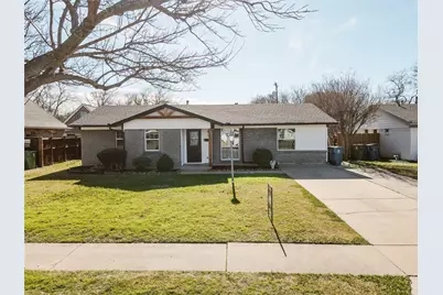 524 Ridgecrest Drive, Lewisville, TX 75067 - Photo 1