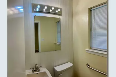 301 Walnut Avenue, Azle, TX 76020 - Photo 8