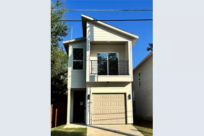2411 Saint Clair Drive, Dallas, TX 75215 - Photo 1