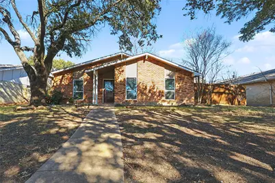 921 Middle Cove Drive, Plano, TX 75023 - Photo 1