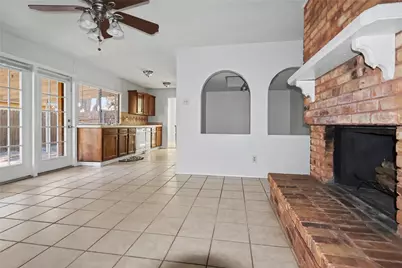 921 Middle Cove Drive, Plano, TX 75023 - Photo 2