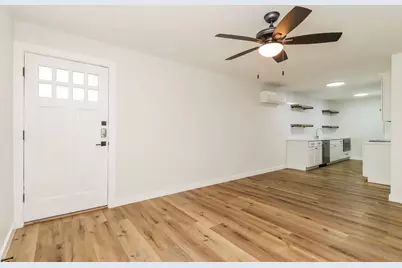 425 N Rosemont Avenue #215, Dallas, TX 75208 - Photo 1