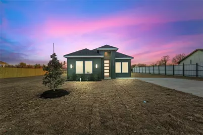 9470 Sandyland Boulevard, Dallas, TX 75217 - Photo 1