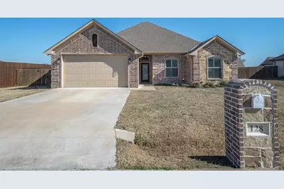 128 Ocean Lake Drive, Edgewood, TX 75117 - Photo 1