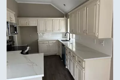 6550 Trammel Drive, Dallas, TX 75214 - Photo 1