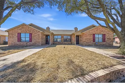 1751 Dynasty Circle, Glenn Heights, TX 75154 - Photo 1