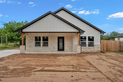 1415 Cloverleaf Road, Bellmead, TX 76705 - Photo 1