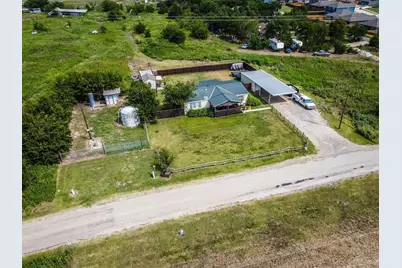 18617 County Road 620, Venus, TX 76084 - Photo 1