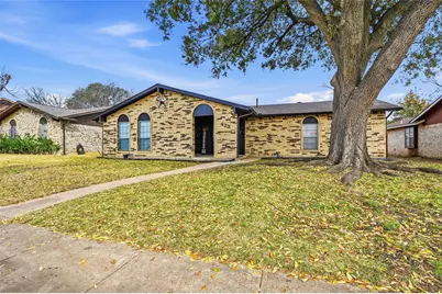 423 Charlotte Street, Duncanville, TX 75137 - Photo 2