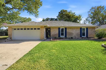 2217 Honey Creek Lane, Arlington, TX 76006 - Photo 1