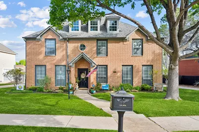 824 Lochmoor Lane, Highland Village, TX 75077 - Photo 1