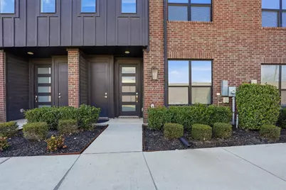 2804 Addison Park Lane, Fort Worth, TX 76110 - Photo 1