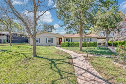 424 Randle Drive, Woodway, TX 76712 - Photo 1
