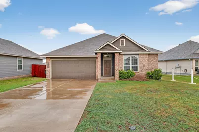 905 McCandles Road, Waco, TX 76705 - Photo 1