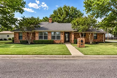 204 Sloan Street, Whitesboro, TX 76273 - Photo 1