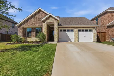 10624 Copeland Lane, Fort Worth, TX 76126 - Photo 1