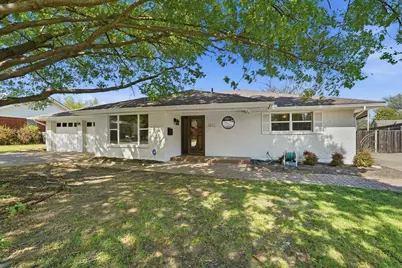 5613 Morley Avenue, Fort Worth, TX 76133 - Photo 1