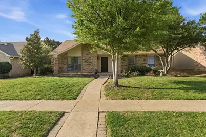 2805 Stratford Lane, Flower Mound, TX 75028 - Photo 1