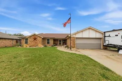 5721 Havana Drive, North Richland Hills, TX 76180 - Photo 1