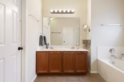 6717 Cold Water Drive, Waco, TX 76712 - Photo 16
