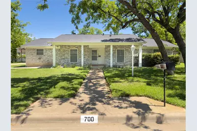 700 Austin Drive, Mineral Wells, TX 76067 - Photo 1