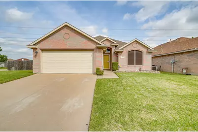 1201 Eastwick Drive, Arlington, TX 76002 - Photo 1