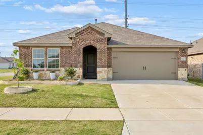 1536 Skyline Drive, Denton, TX 76207 - Photo 1