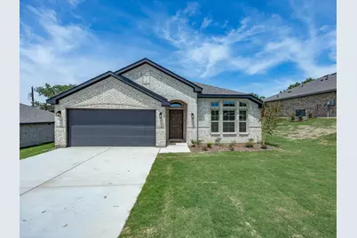 1537 Dresser Street, Graham, TX 76450 - Photo 1