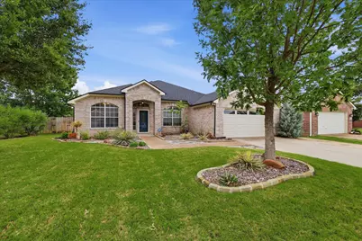 1622 Redwood Drive, Corinth, TX 76210 - Photo 1