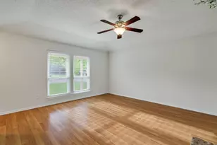 445 Parkridge Blvd, Burleson, TX 76028 - Photo 8