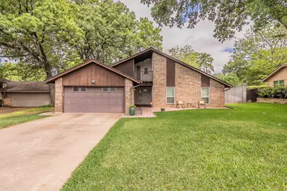 2003 Edgebrook Court, Arlington, TX 76015 - Photo 1