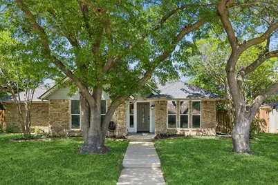 2428 College Parkway, Flower Mound, TX 75028 - Photo 1