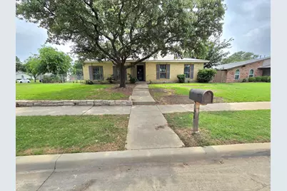 3126 Oak Hill Road, Carrollton, TX 75007 - Photo 1