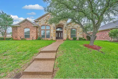 201 Edinburgh, Waco, TX 76712 - Photo 1