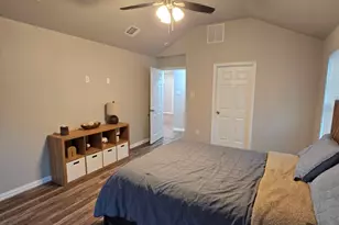 203 NW 32nd St, Mineral Wells, TX 76067 - Photo 14