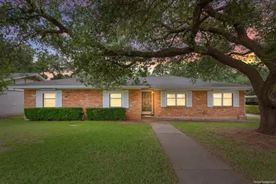708 Wedgewood Drive, Woodway, TX 76712 - Photo 1