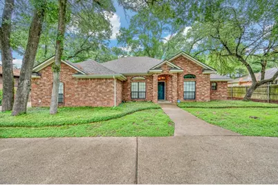 3208 Park Lake Drive, Waco, TX 76708 - Photo 1