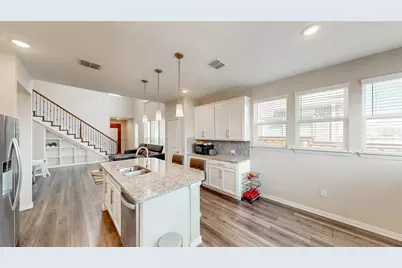 9828 Michael Irvin Street, Irving, TX 75063 - Photo 12