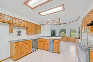 3 Oak Village Ct, Trophy Club, TX 76262 - Photo 16