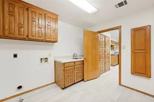 3 Oak Village Ct, Trophy Club, TX 76262 - Photo 20