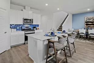 7085 Bison Creek Ln, Garland, TX 75043 - Photo 4