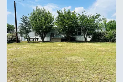 312 W Springcreek, Olney, TX 76374 - Photo 1